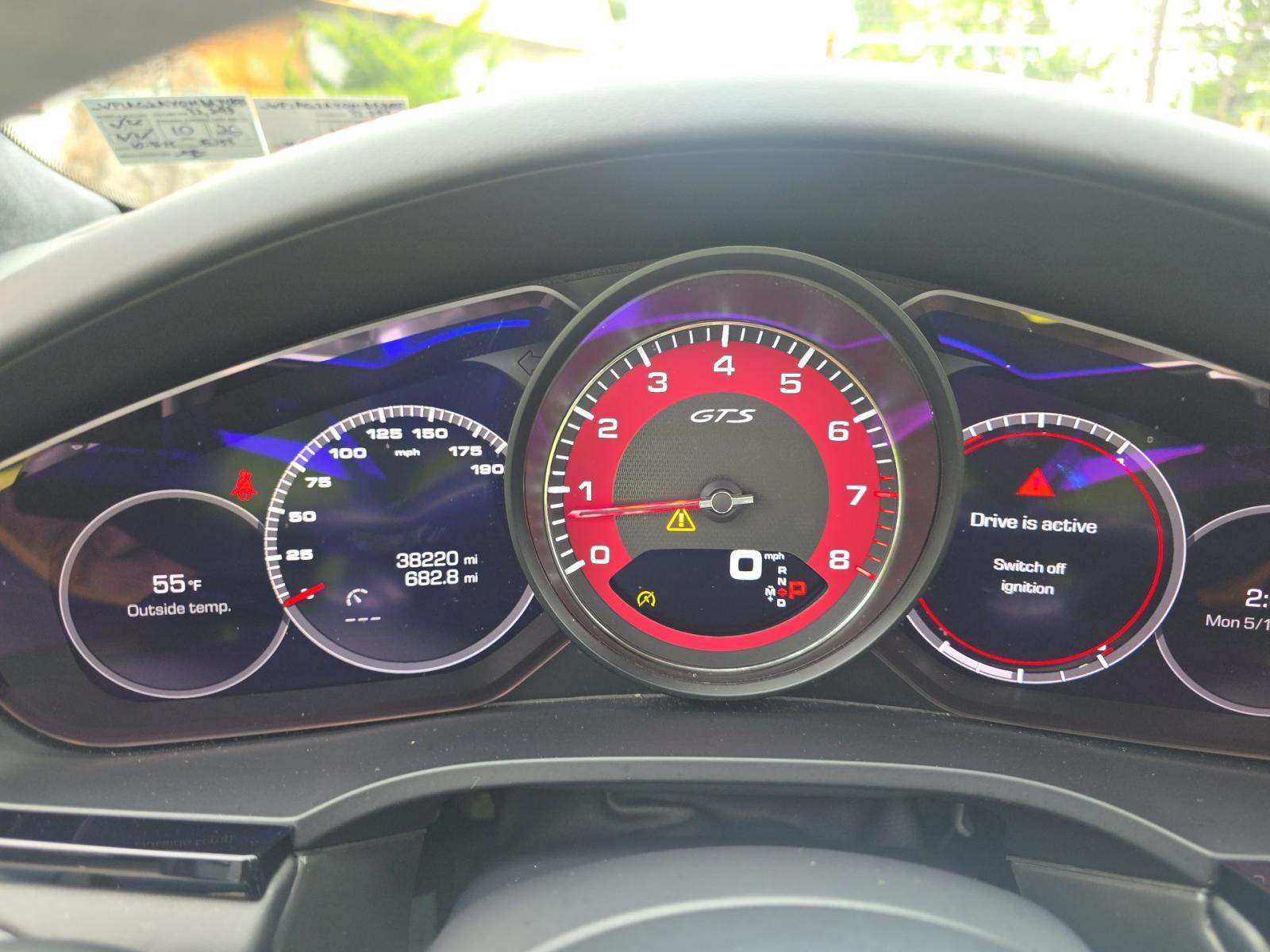 PORSCHE CAYENNE - 9