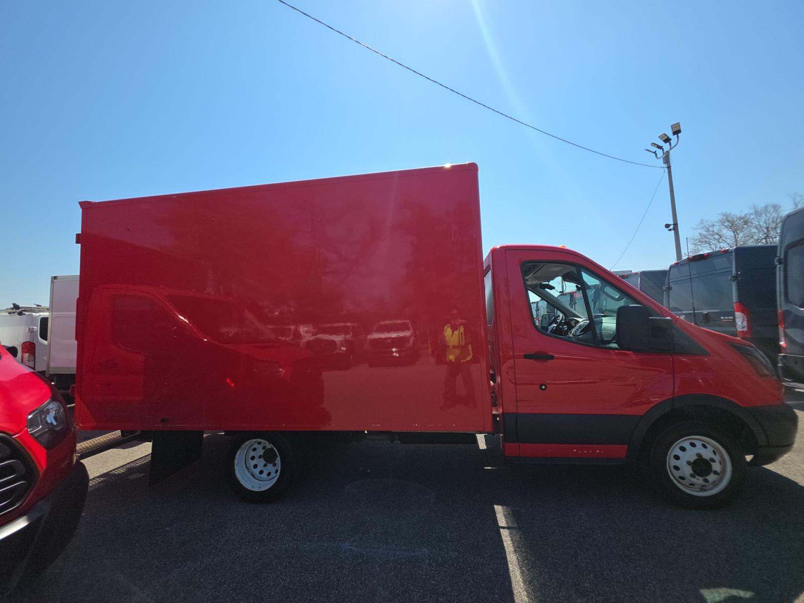 FORD TRANSIT 350 - 4