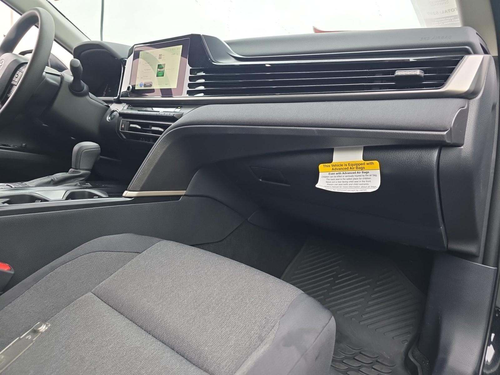 2025 Toyota Camry LE FWD