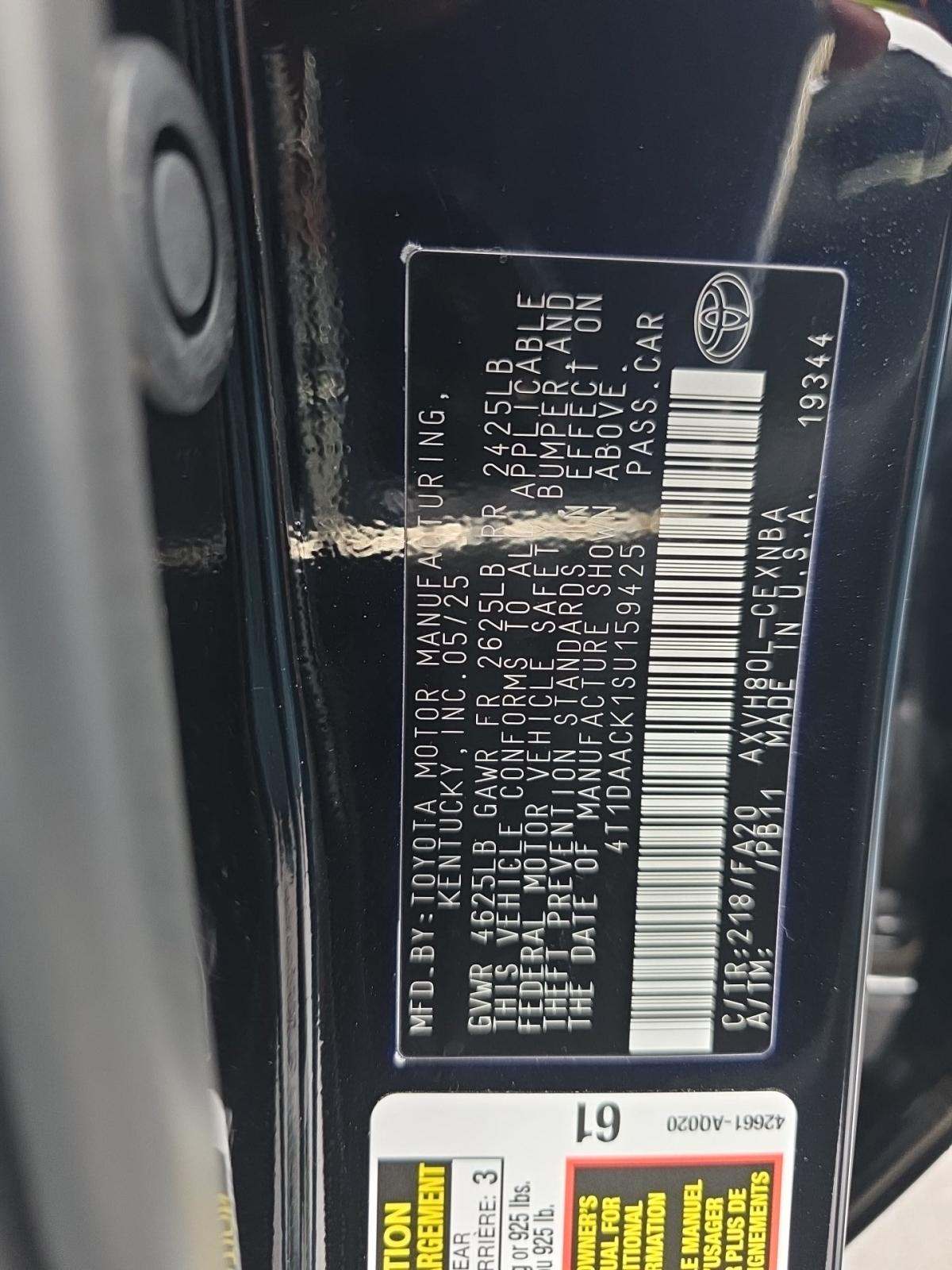 2025 Toyota Camry LE FWD