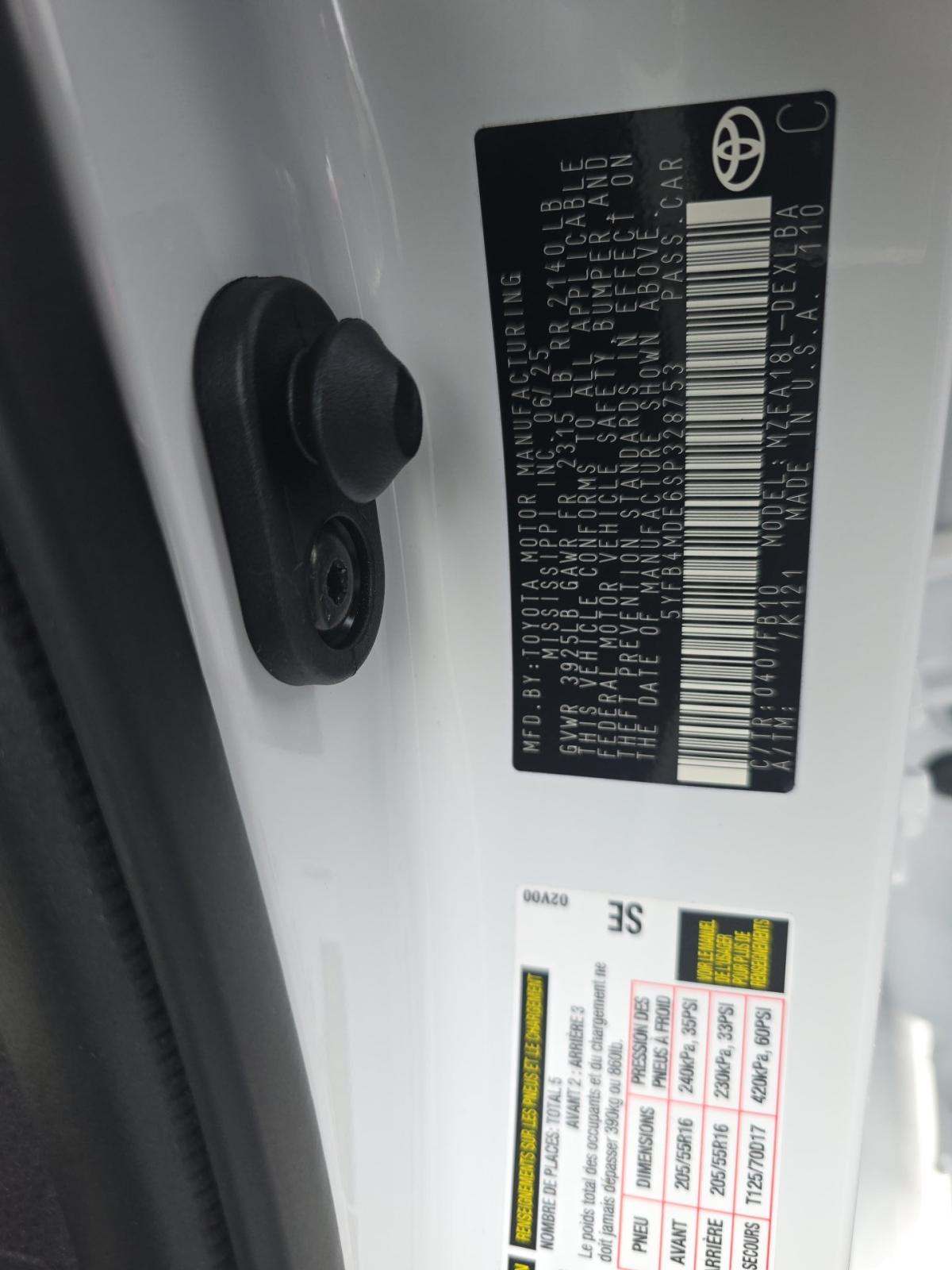 2025 Toyota Corolla LE FWD