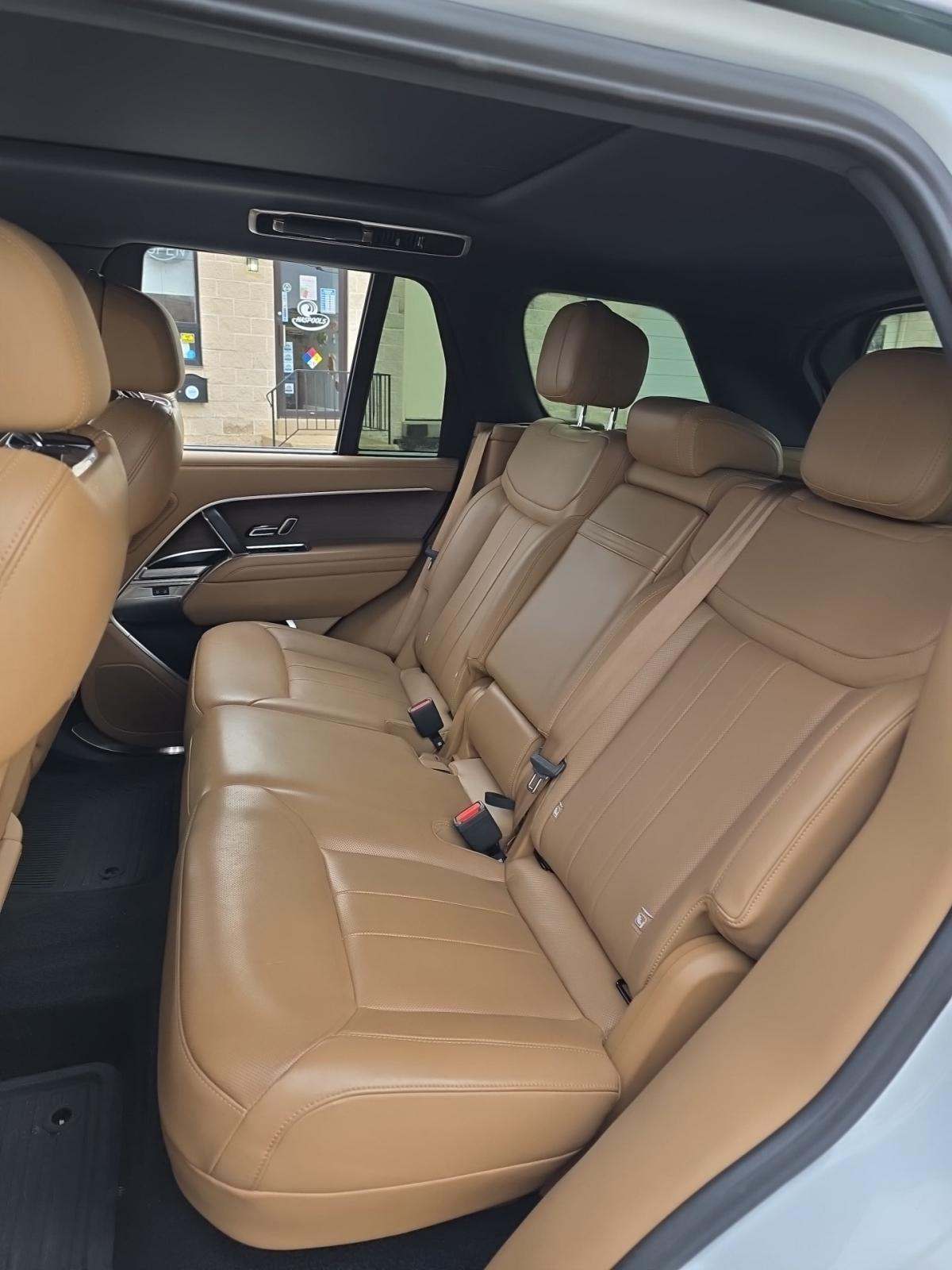 2023 Land Rover Range Rover SE AWD