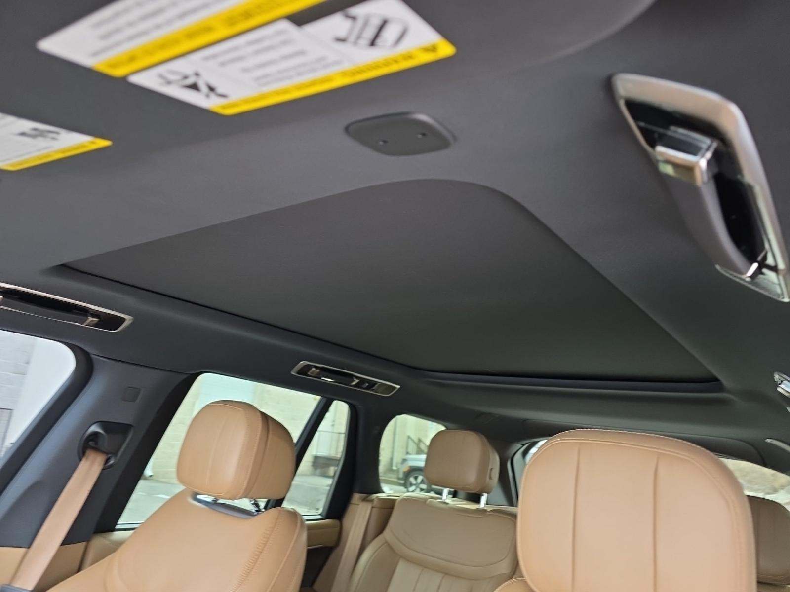 2023 Land Rover Range Rover SE AWD