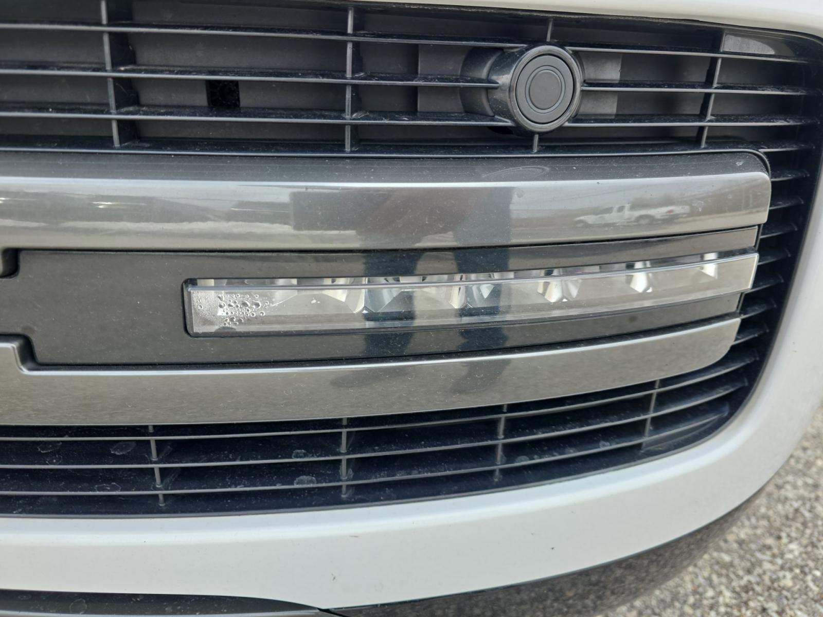 2023 Land Rover Range Rover SE AWD