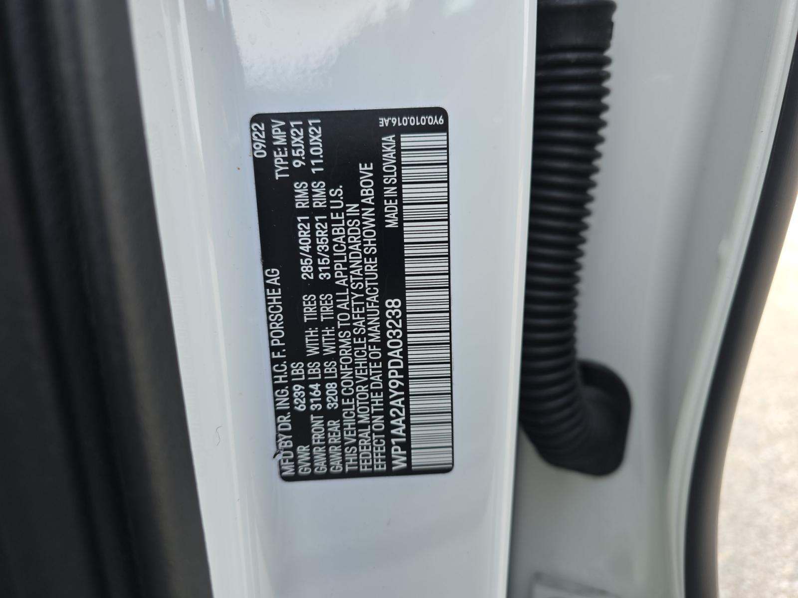 2023 Porsche Cayenne Platinum Edition AWD