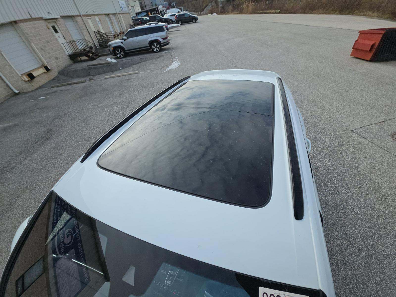 2023 Porsche Cayenne Platinum Edition AWD