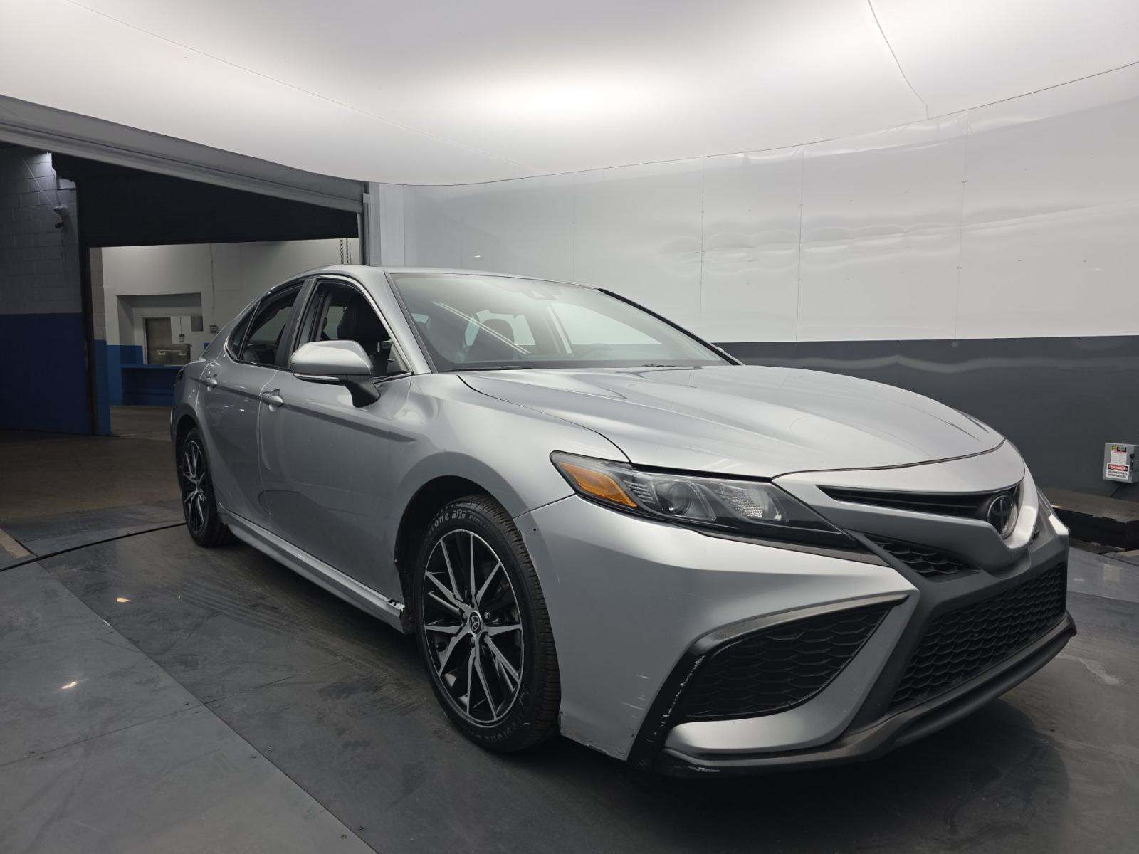 2023 Toyota Camry SE FWD
