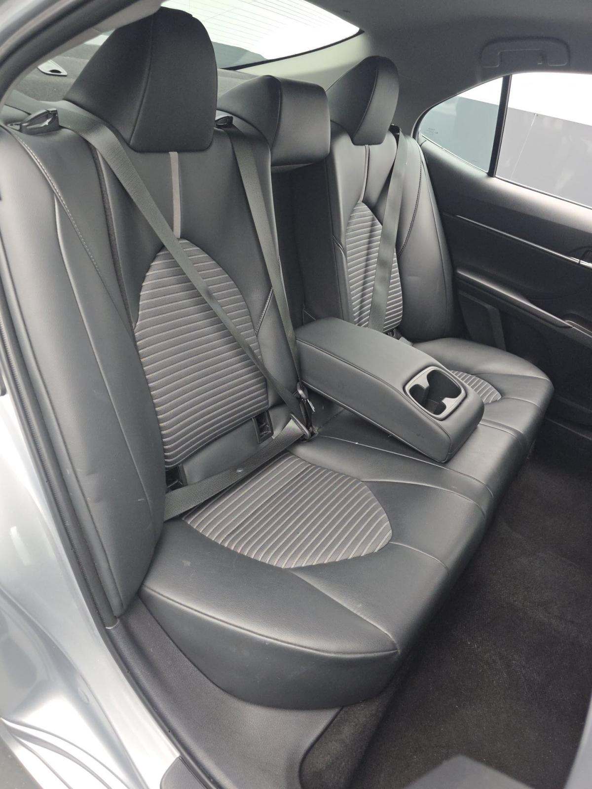 2023 Toyota Camry SE FWD