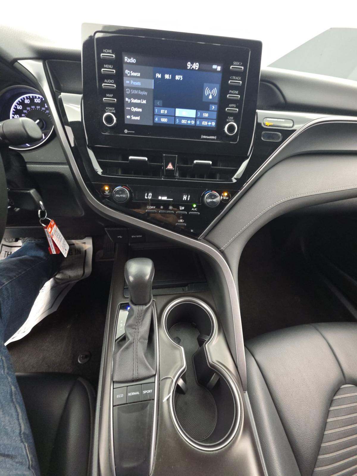 2023 Toyota Camry SE FWD