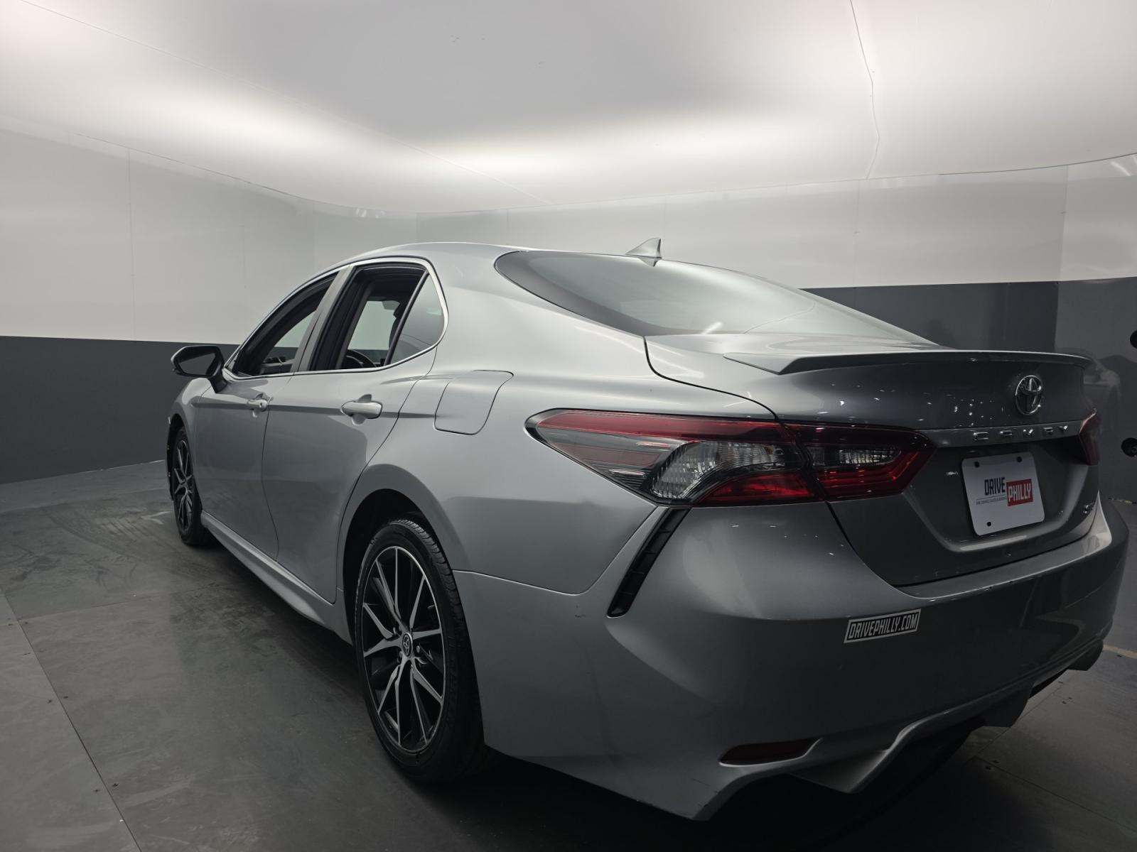 2023 Toyota Camry SE FWD