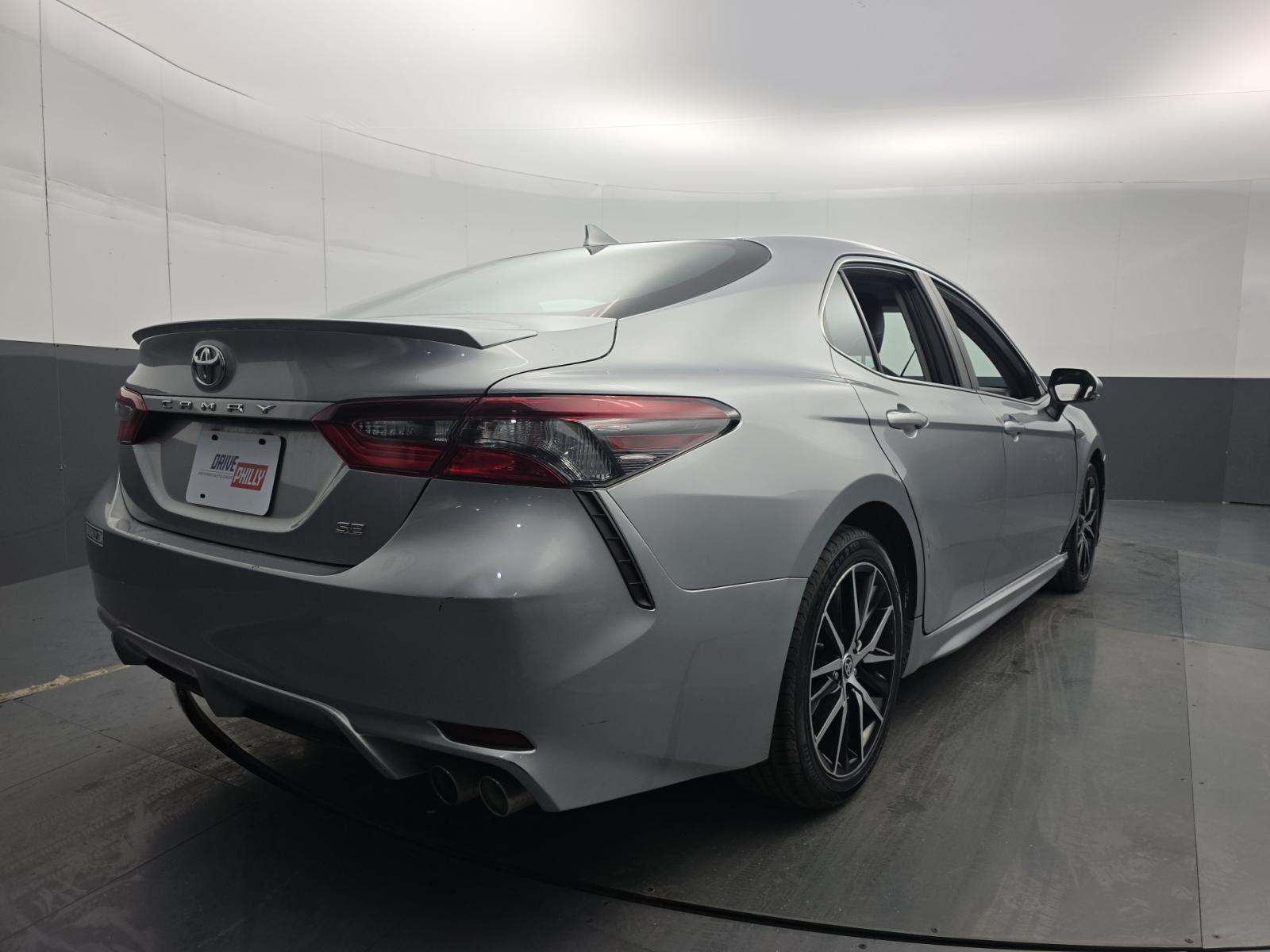 2023 Toyota Camry SE FWD