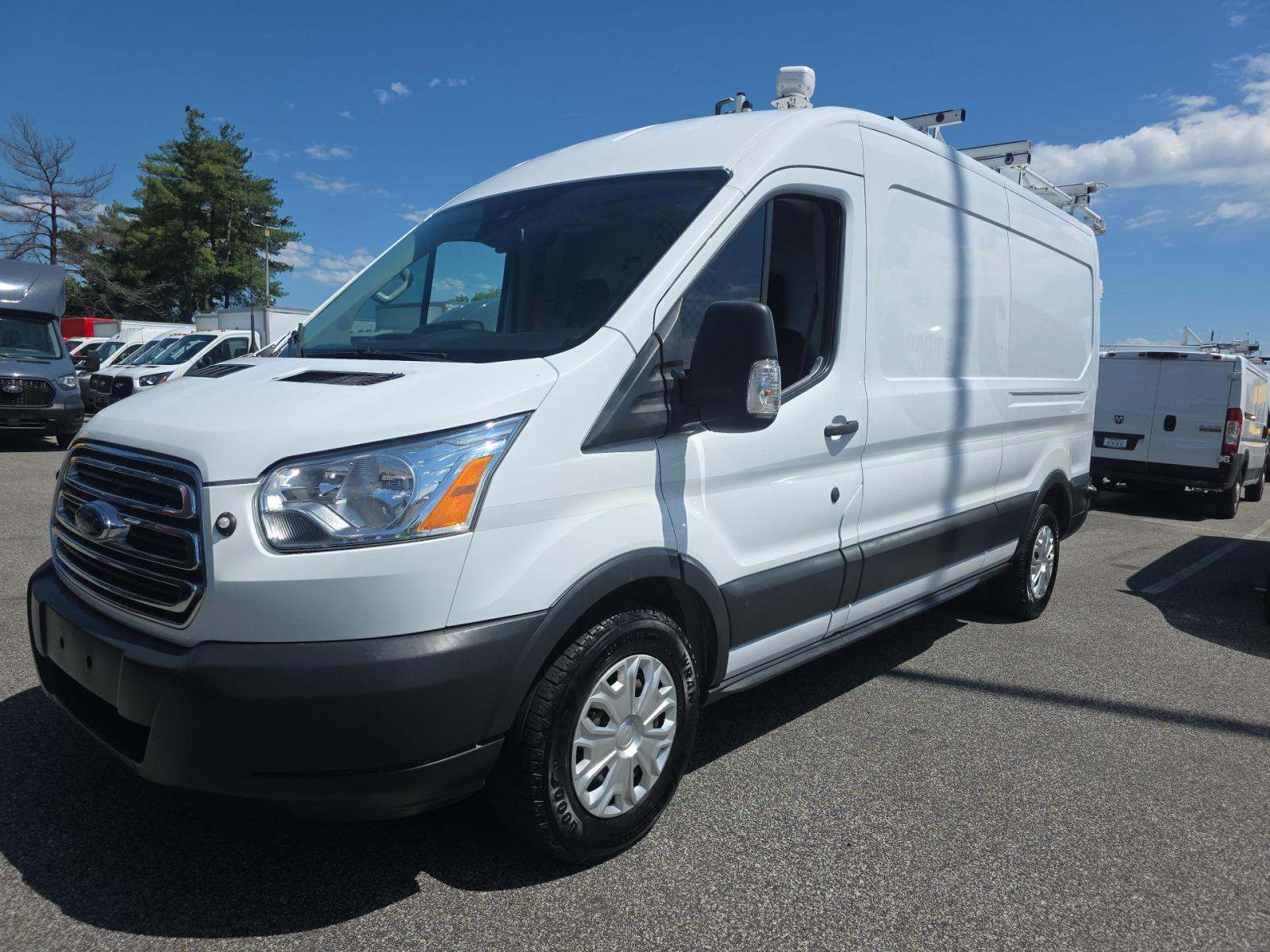 FORD TRANSIT 250 - 1