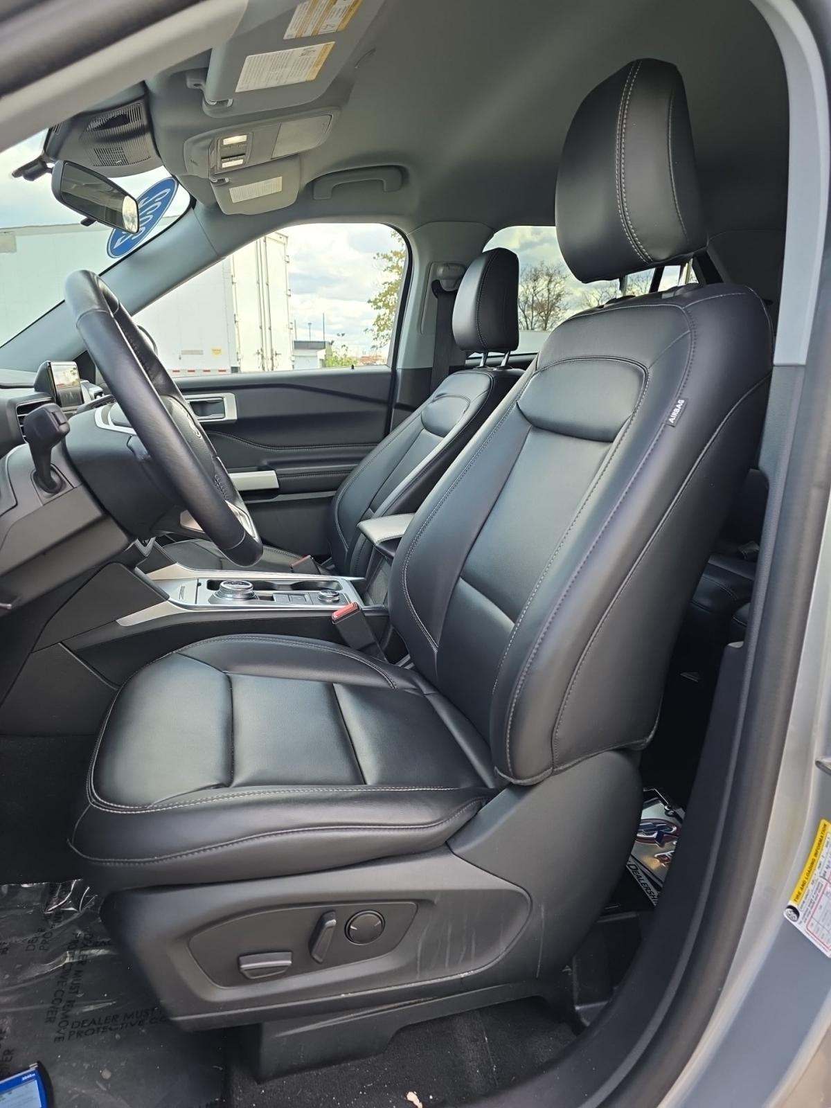 2022 Ford Explorer XLT AWD