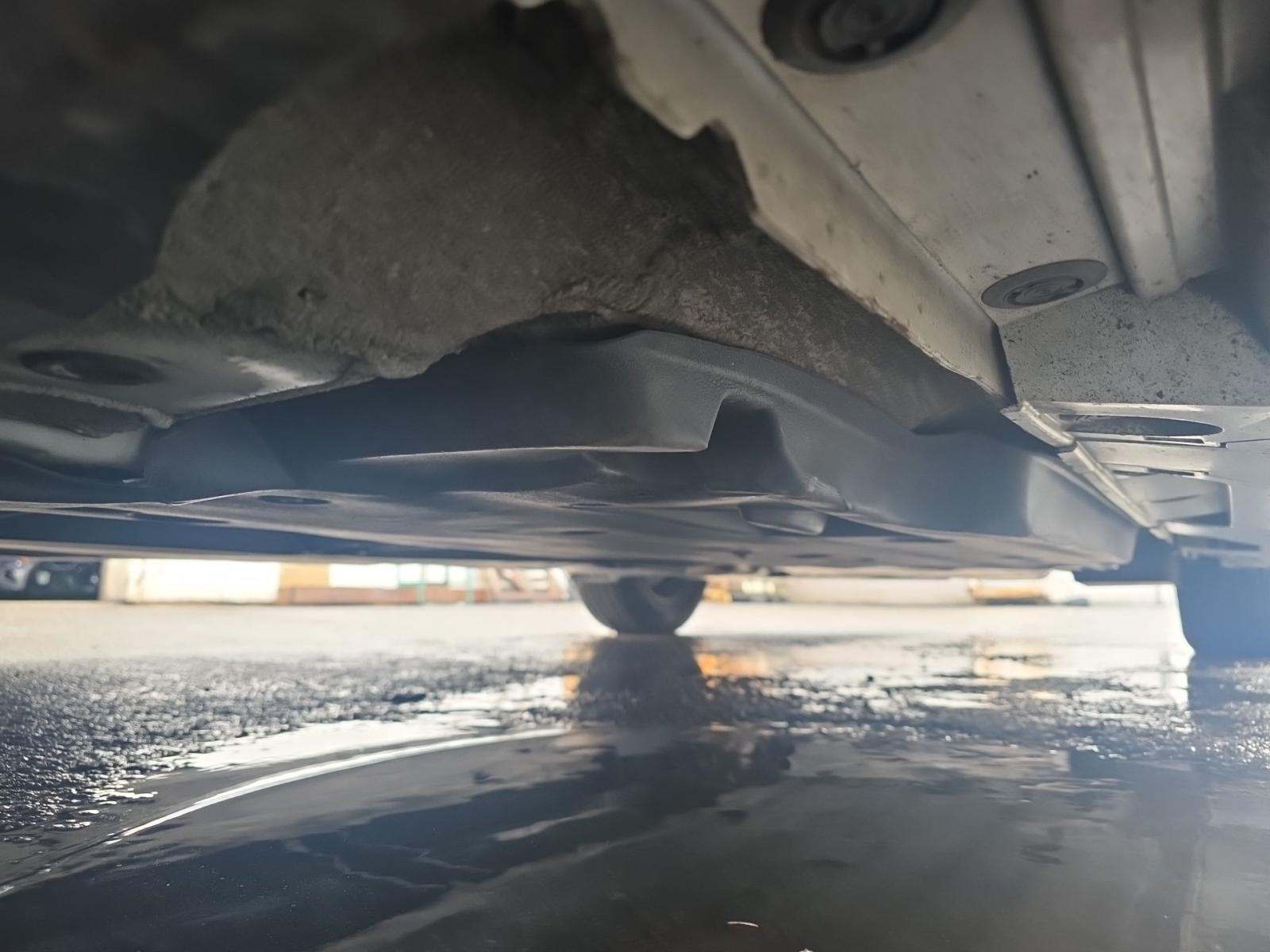 2022 Toyota Camry Hybrid LE FWD