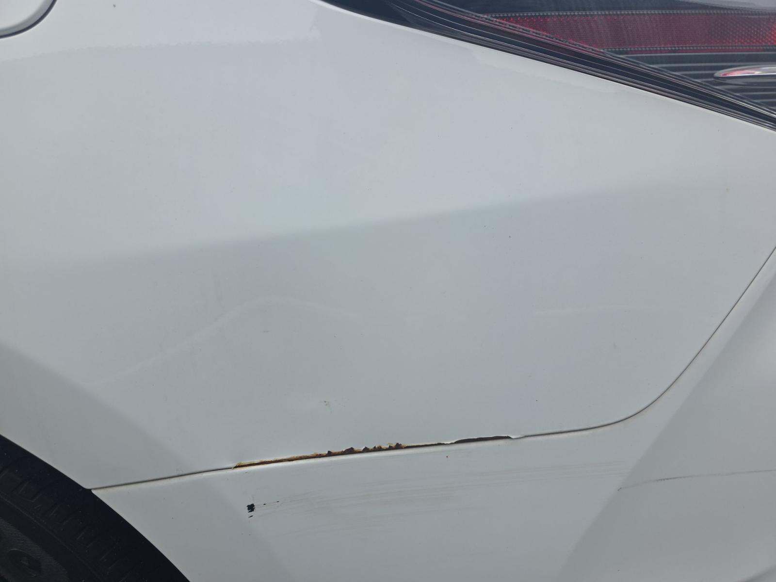 2022 Toyota Camry Hybrid LE FWD