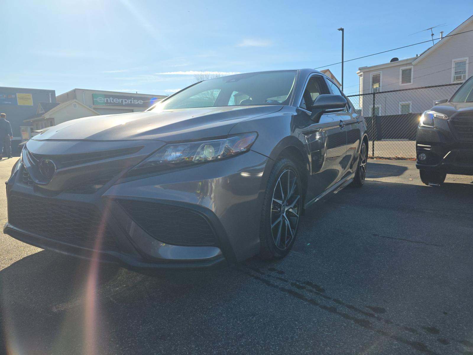 2022 Toyota Camry SE FWD