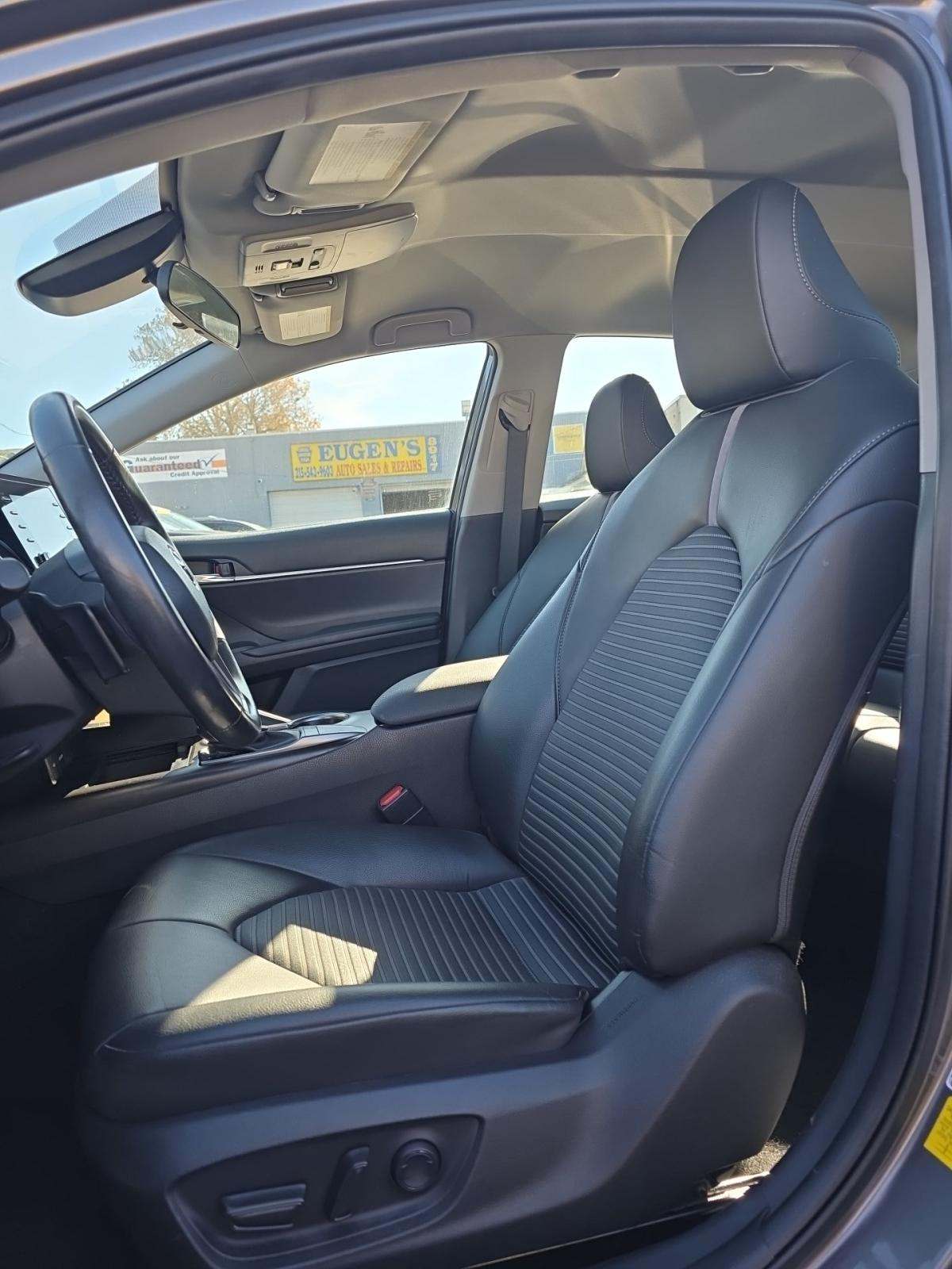 2022 Toyota Camry SE FWD