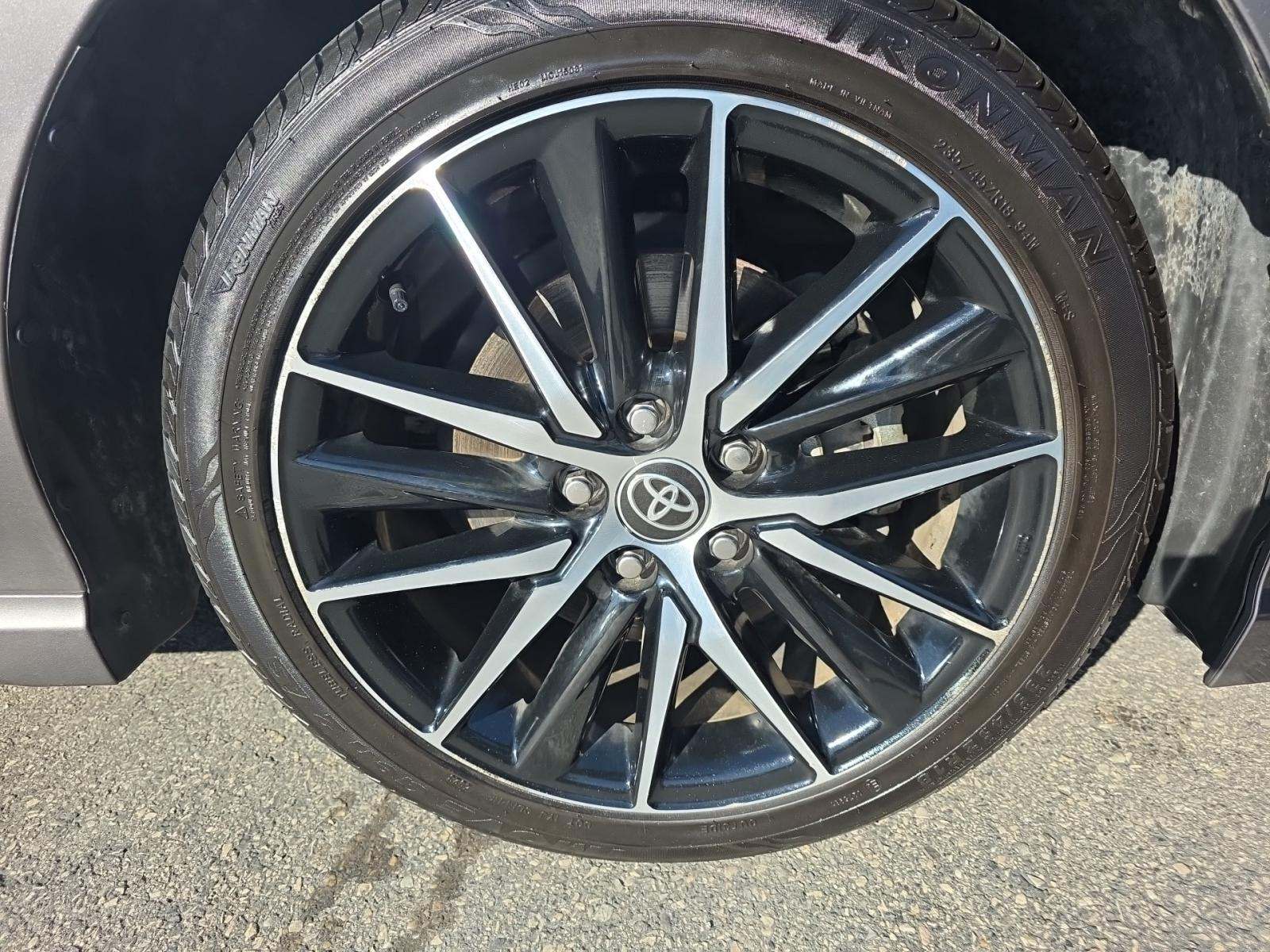 2022 Toyota Camry SE FWD