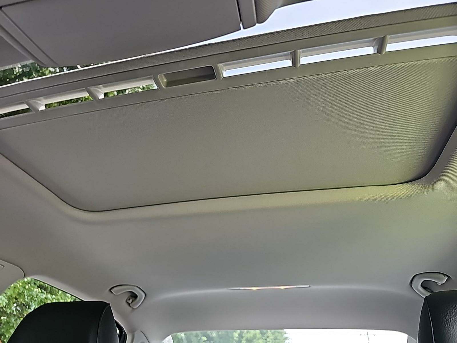 2016 Volkswagen Passat 1.8T SE FWD