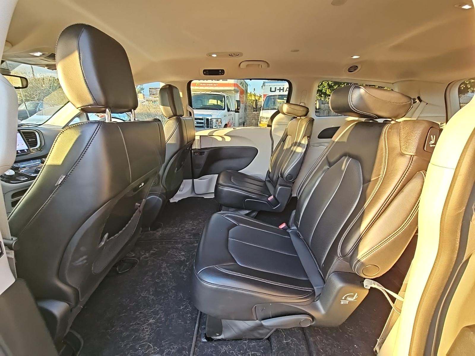 2023 Chrysler Pacifica Touring L FWD
