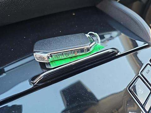 2023 Kia Sportage Hybrid EX AWD