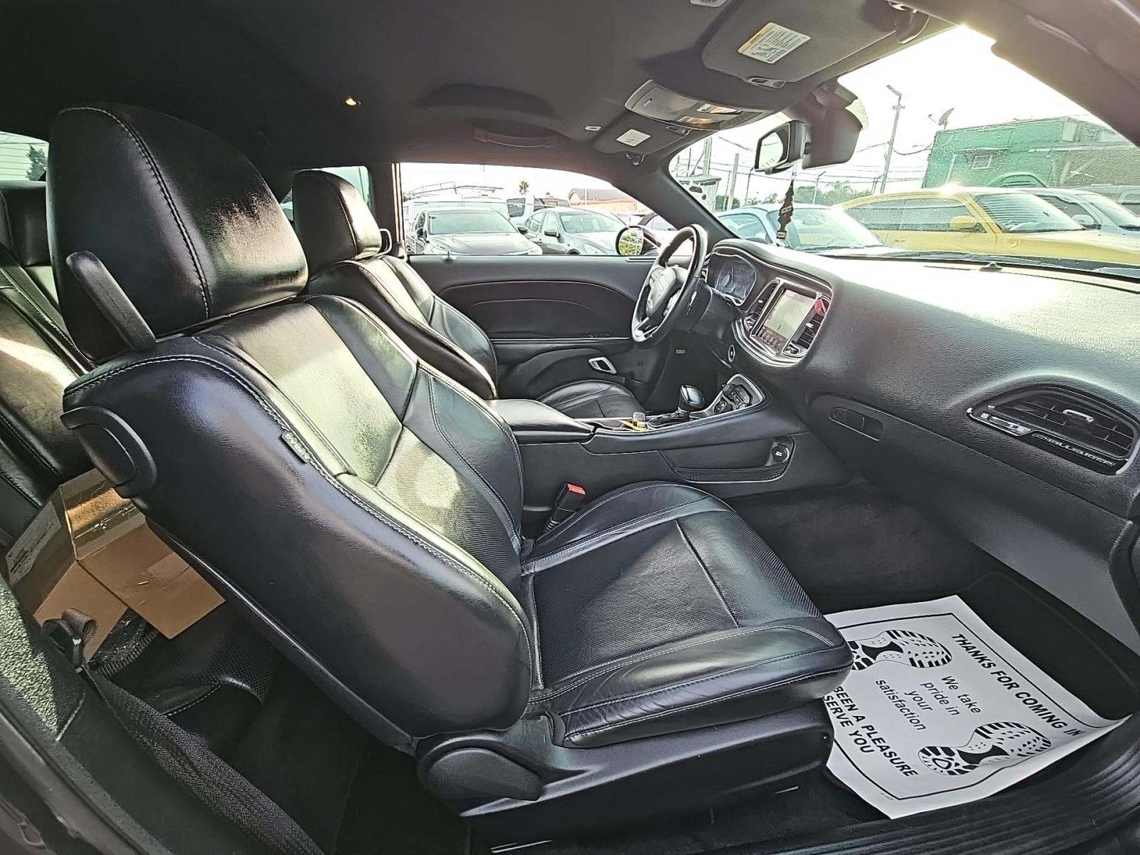 2017 Dodge Challenger R/T Plus RWD