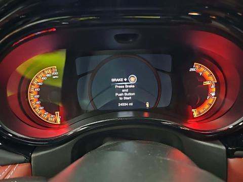 DODGE SRT HELLCAT - 9