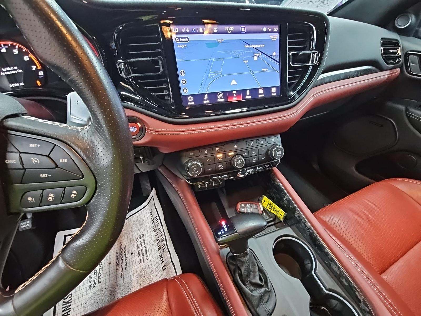 DODGE CHALLENGER - 10