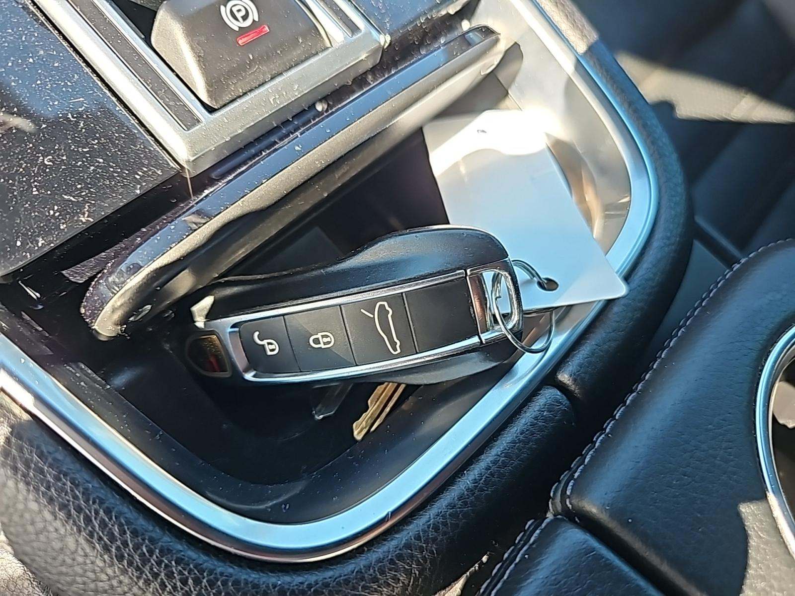 2017 Porsche Panamera 4 AWD