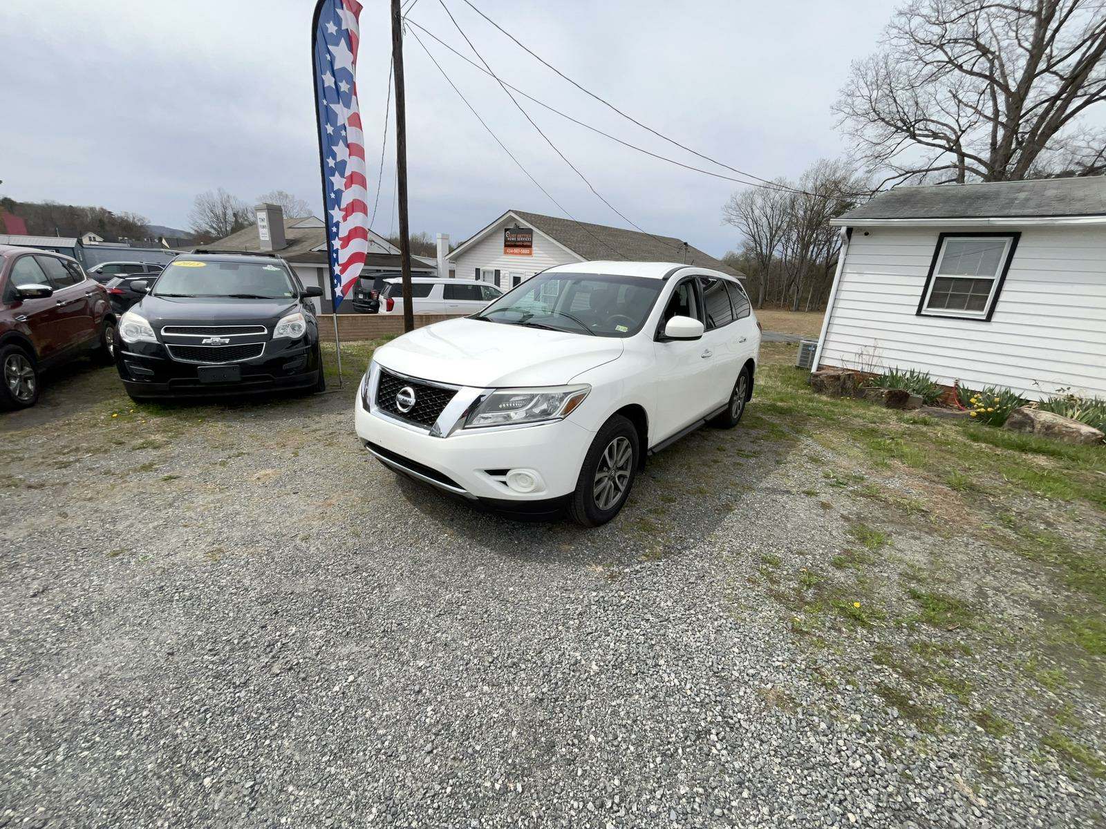 2014 Nissan Pathfinder S AWD