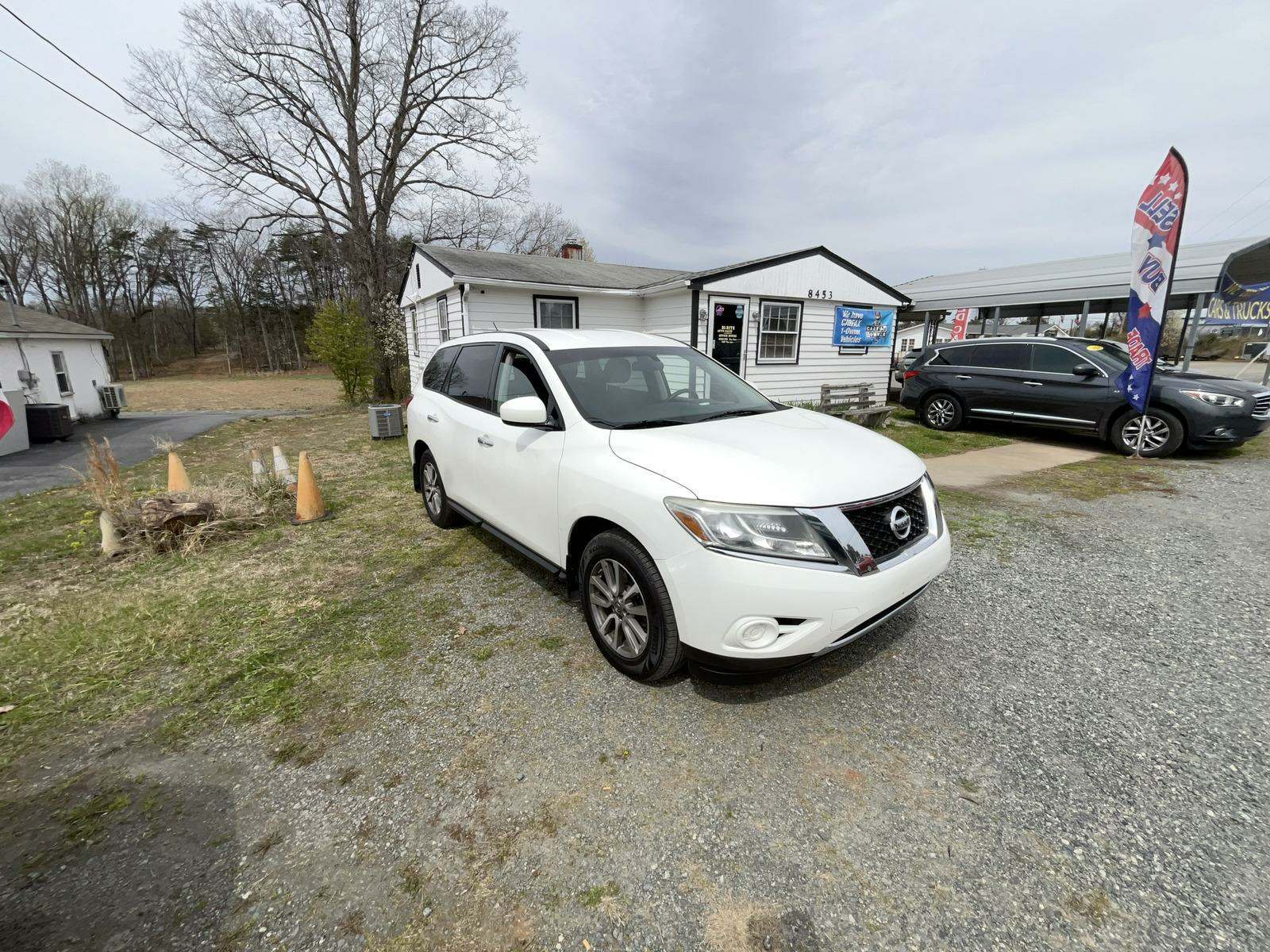 2014 Nissan Pathfinder S AWD