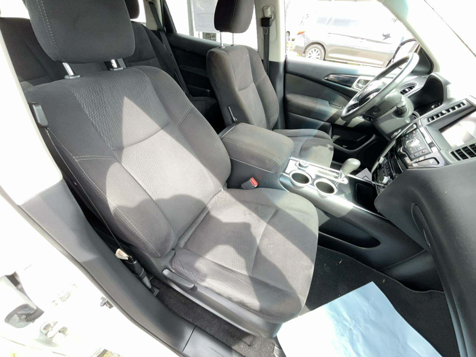 2014 Nissan Pathfinder S AWD