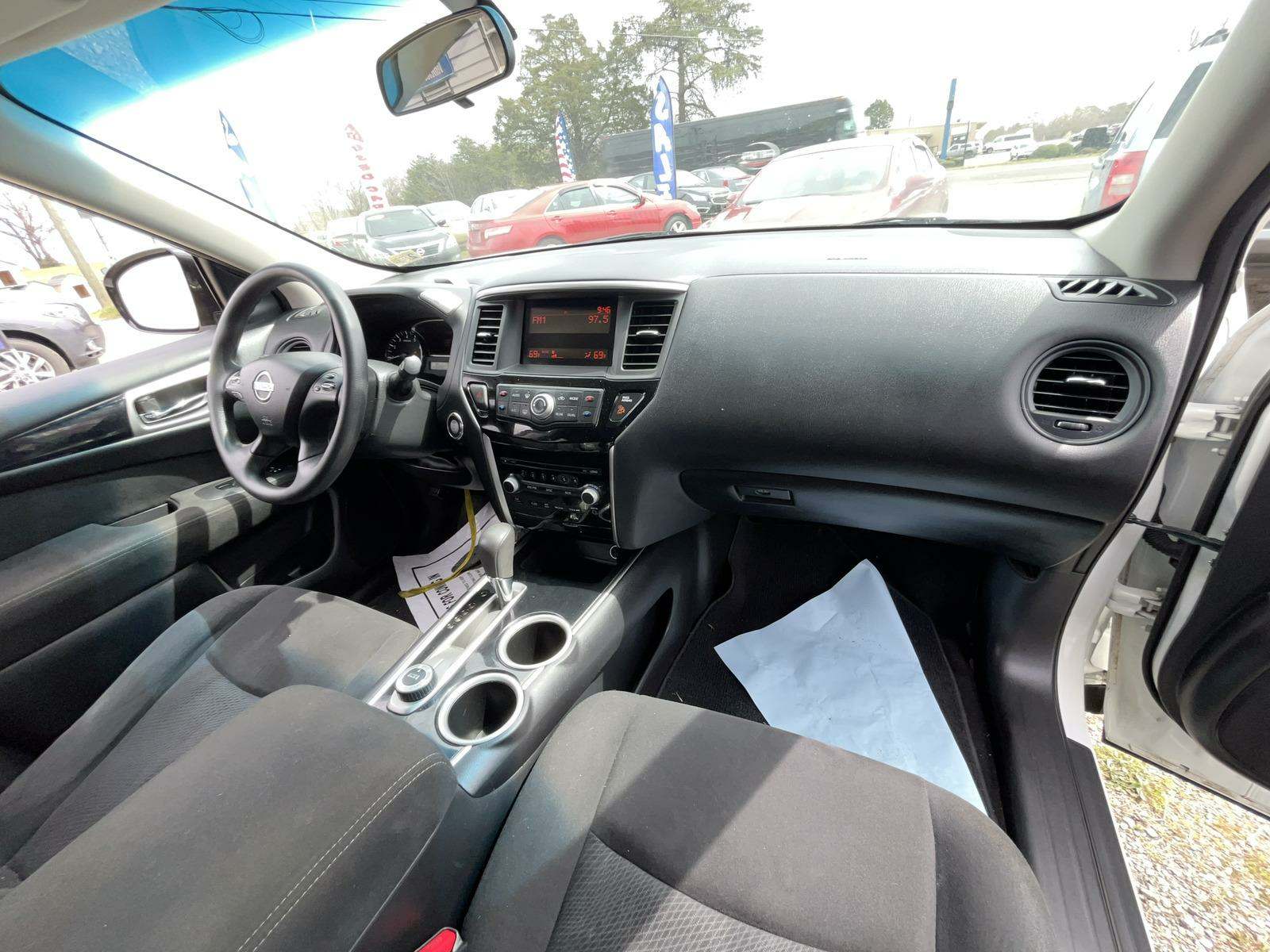 2014 Nissan Pathfinder S AWD