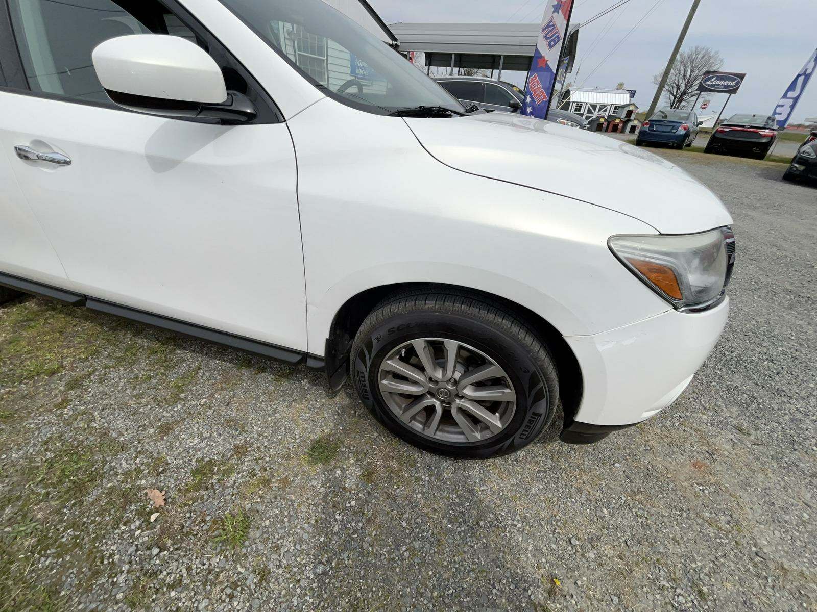 2014 Nissan Pathfinder S AWD