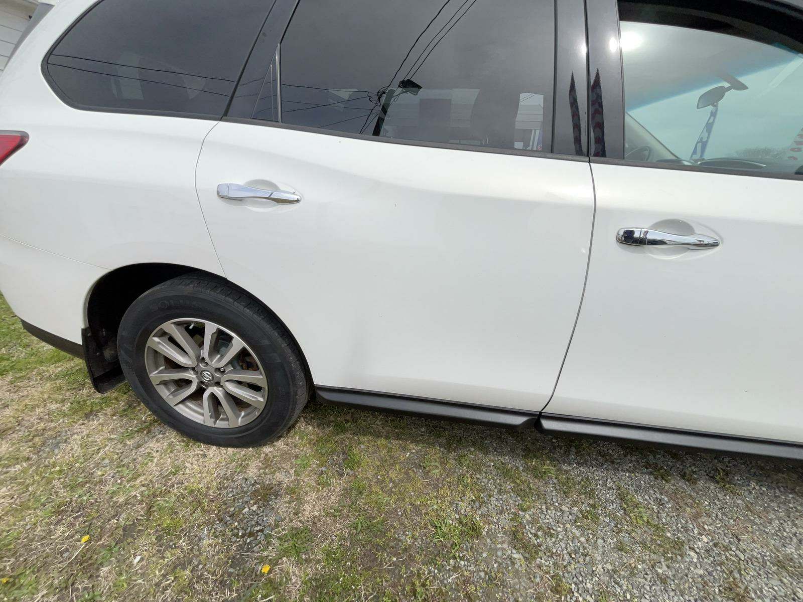 2014 Nissan Pathfinder S AWD