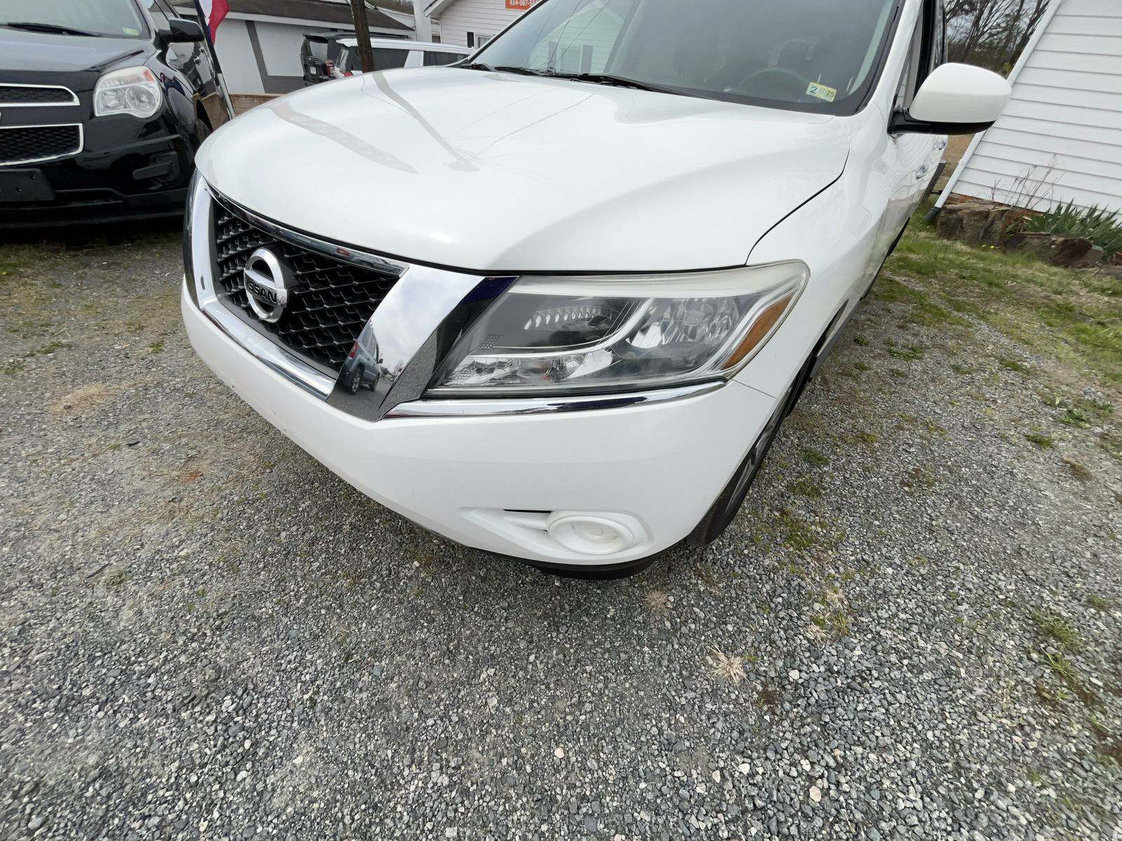 2014 Nissan Pathfinder S AWD