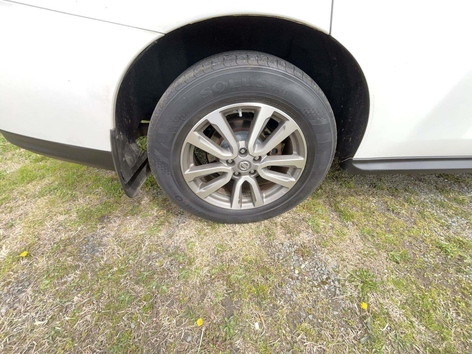 2014 Nissan Pathfinder S AWD