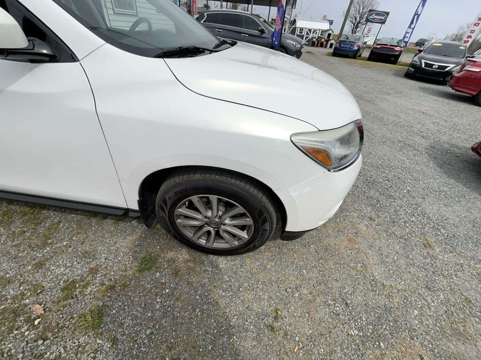 2014 Nissan Pathfinder S AWD