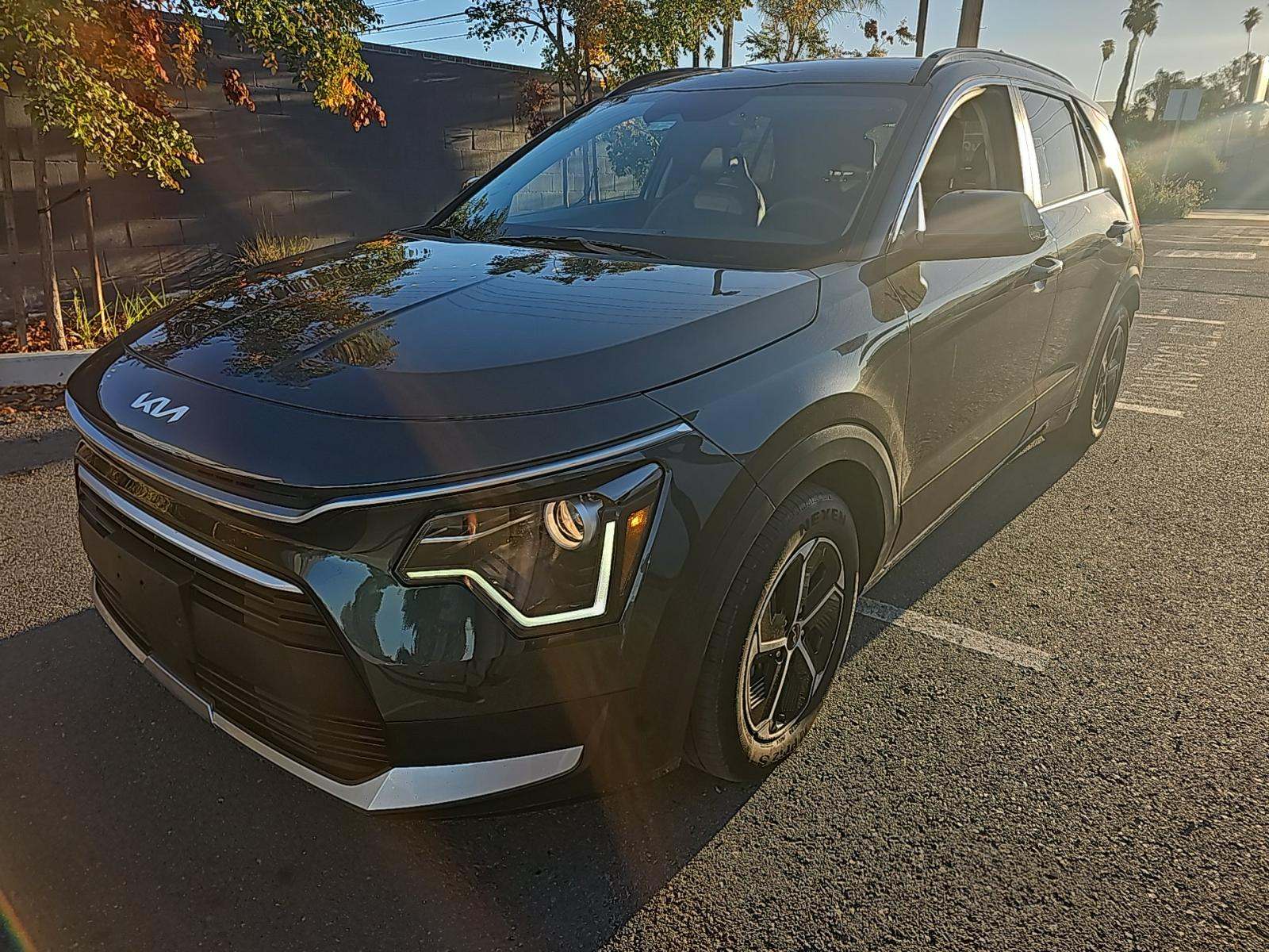 2023 Kia Niro EX FWD