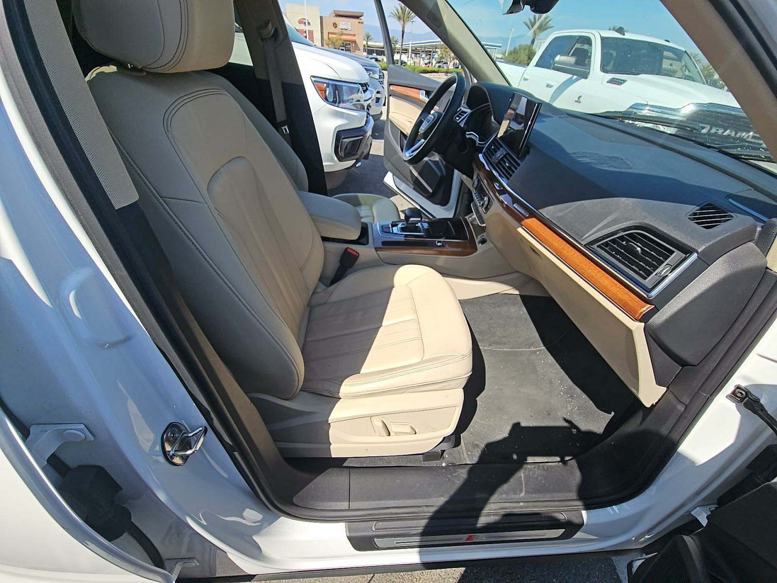 2023 Audi Q5 S line Premium Plus AWD