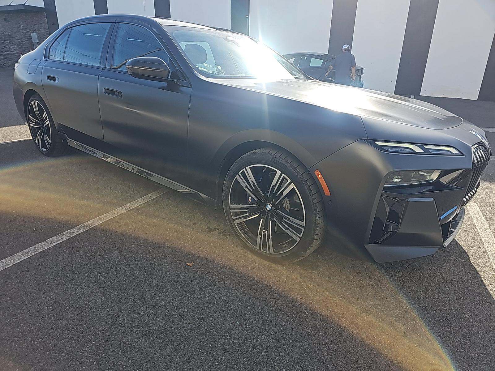 2023 BMW 7 Series 740i RWD