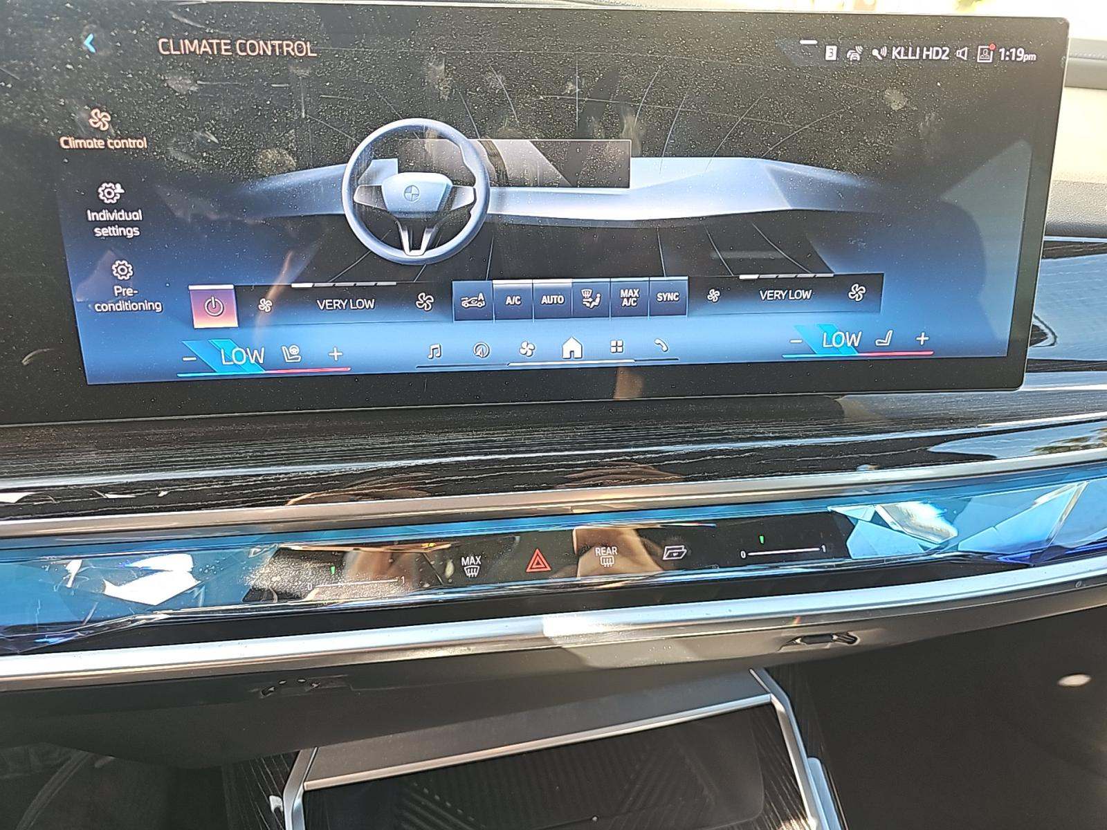 2023 BMW 7 Series 740i RWD