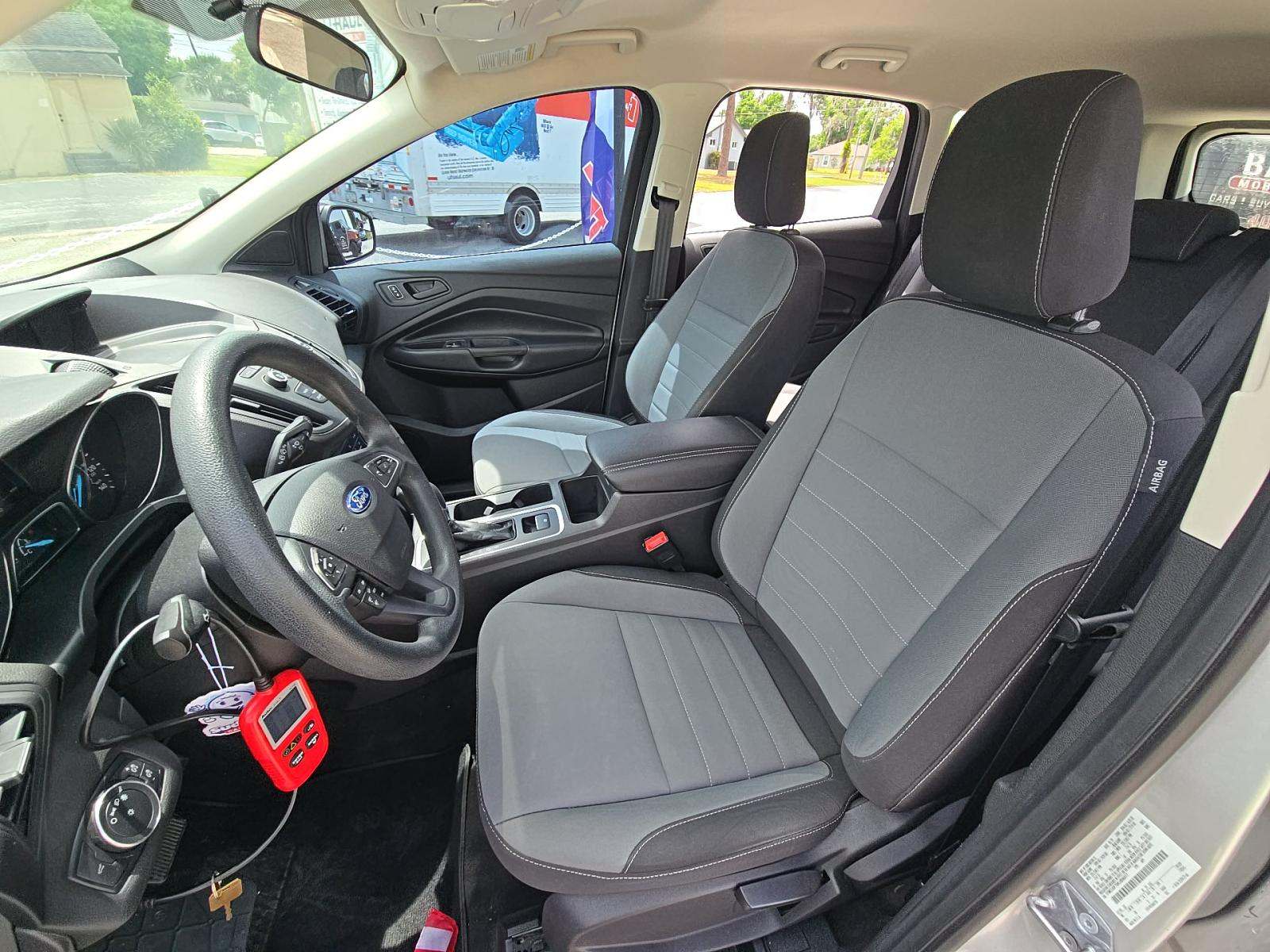 FORD ESCAPE - 6