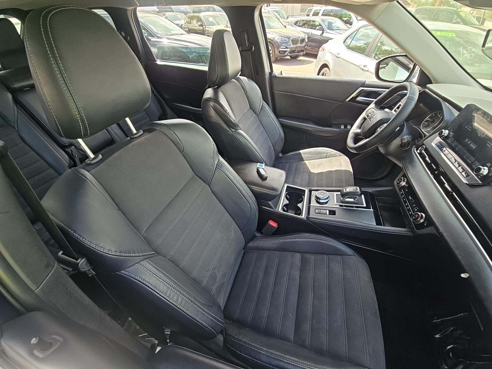 2023 Mitsubishi Outlander SE FWD