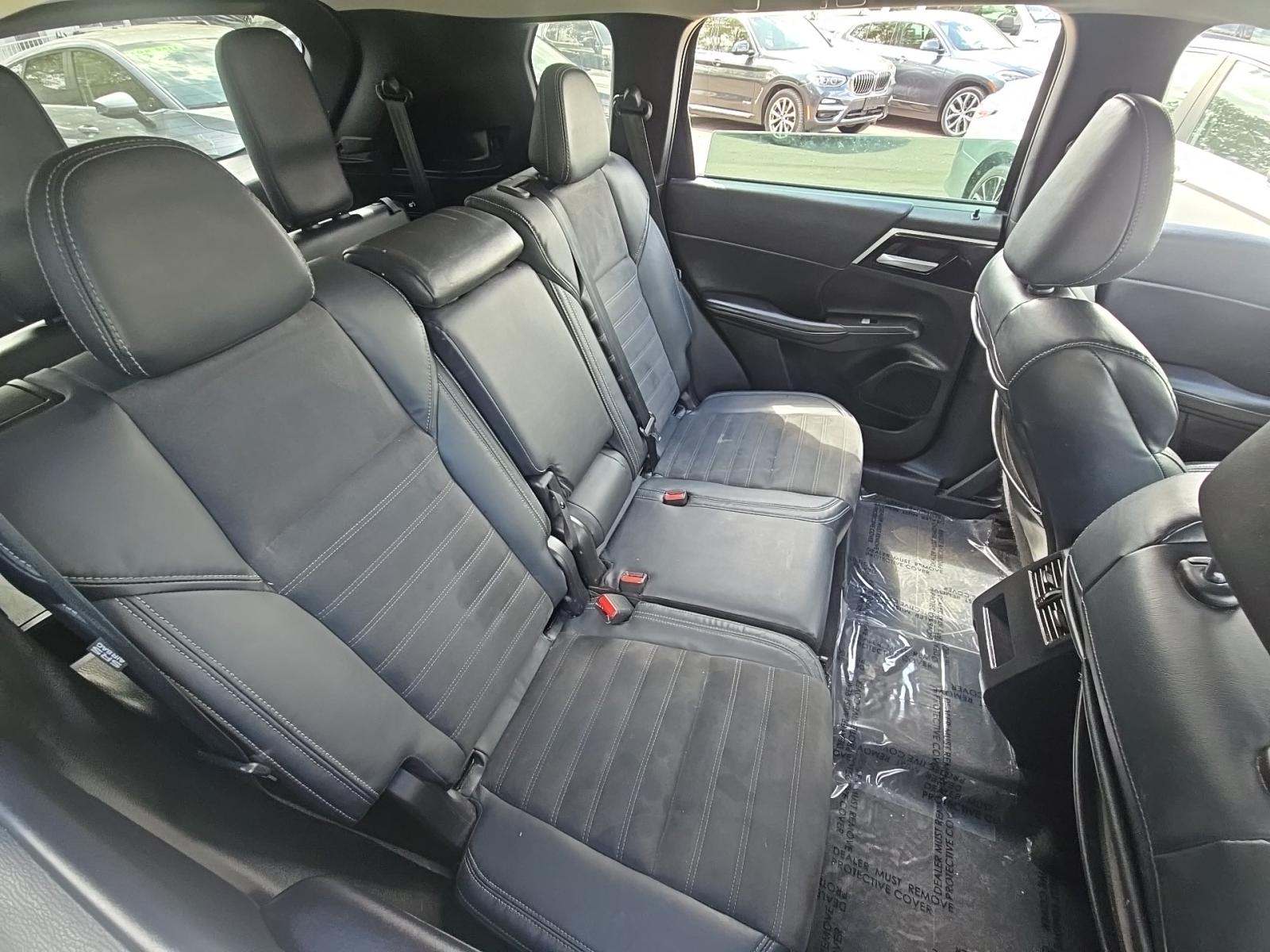 2023 Mitsubishi Outlander SE FWD