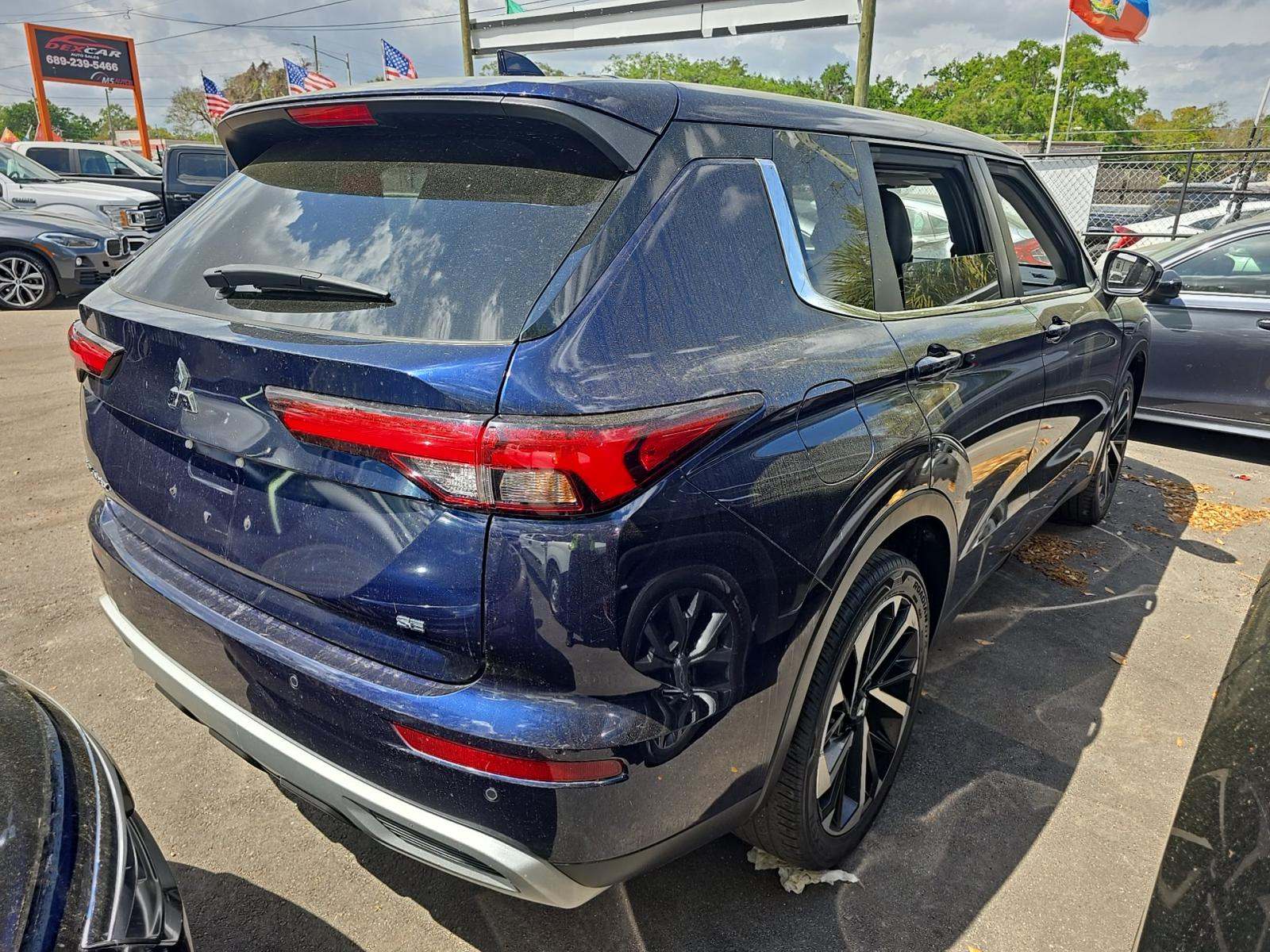 2023 Mitsubishi Outlander SE FWD