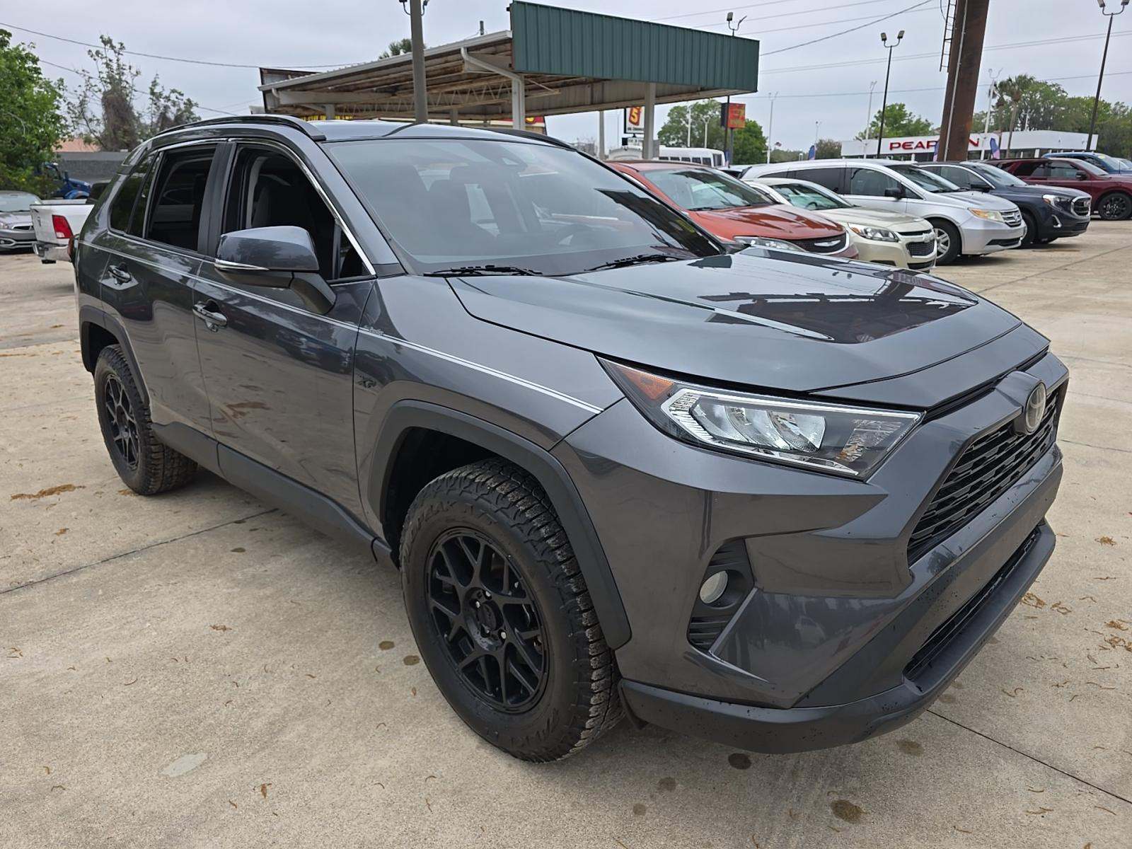 2021 Toyota RAV4 XLE FWD