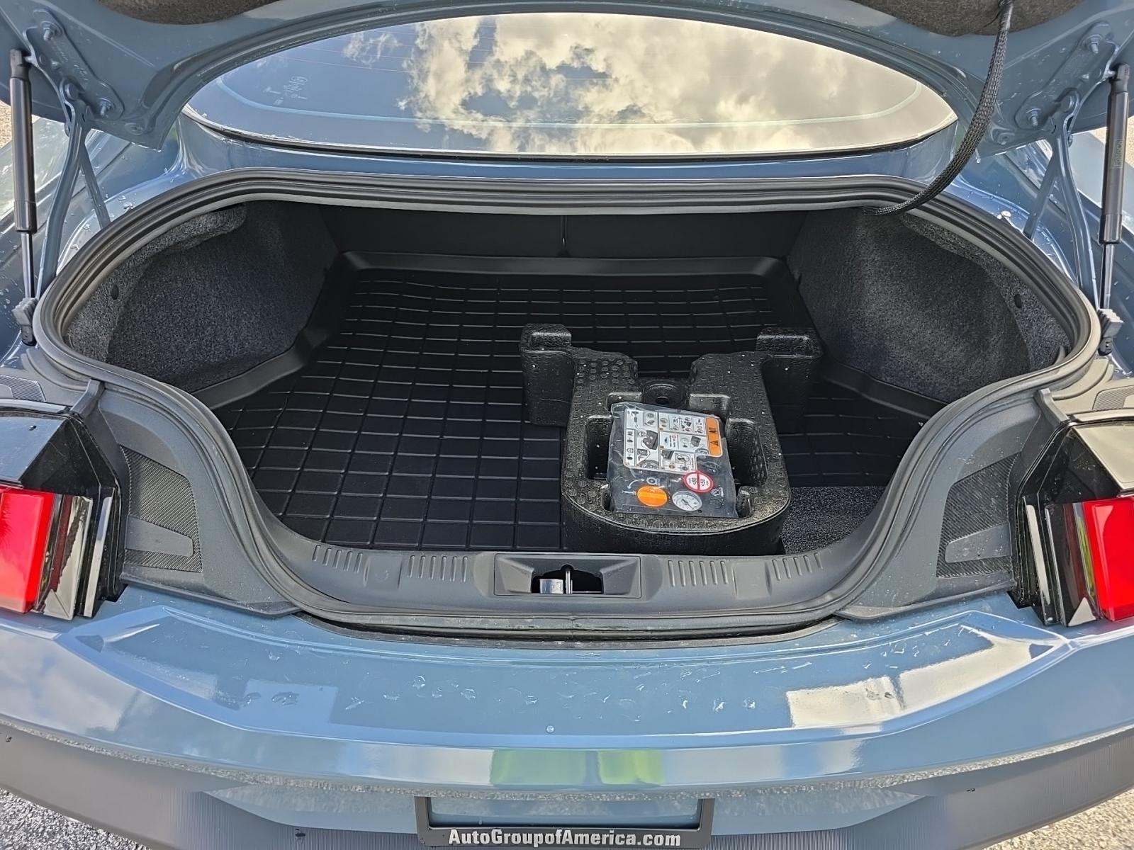 2024 Ford Mustang EcoBoost Premium RWD