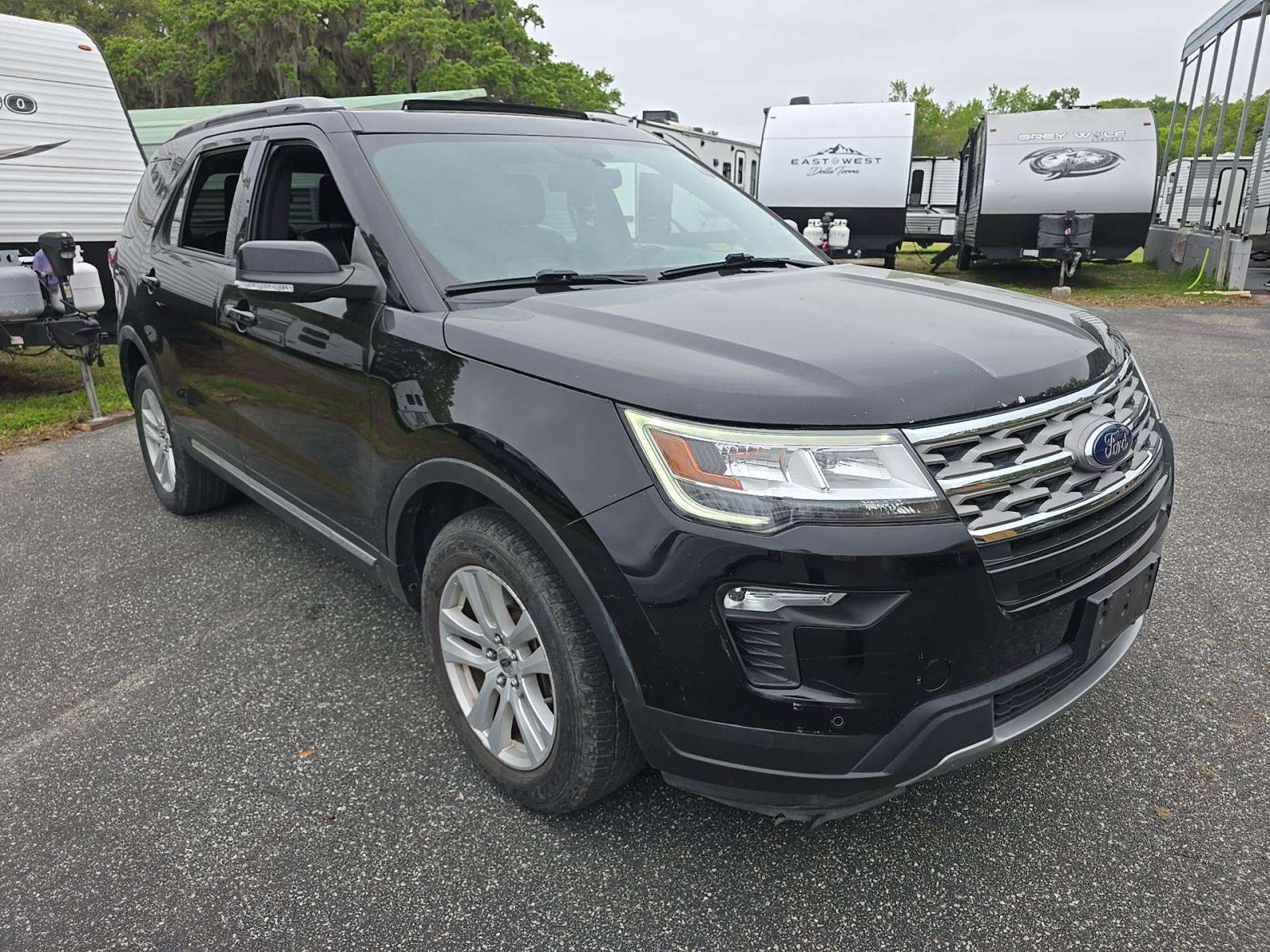 FORD EXPLORER - 4