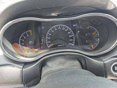 JEEP LAREDO ALTITUDE EDITION - 9